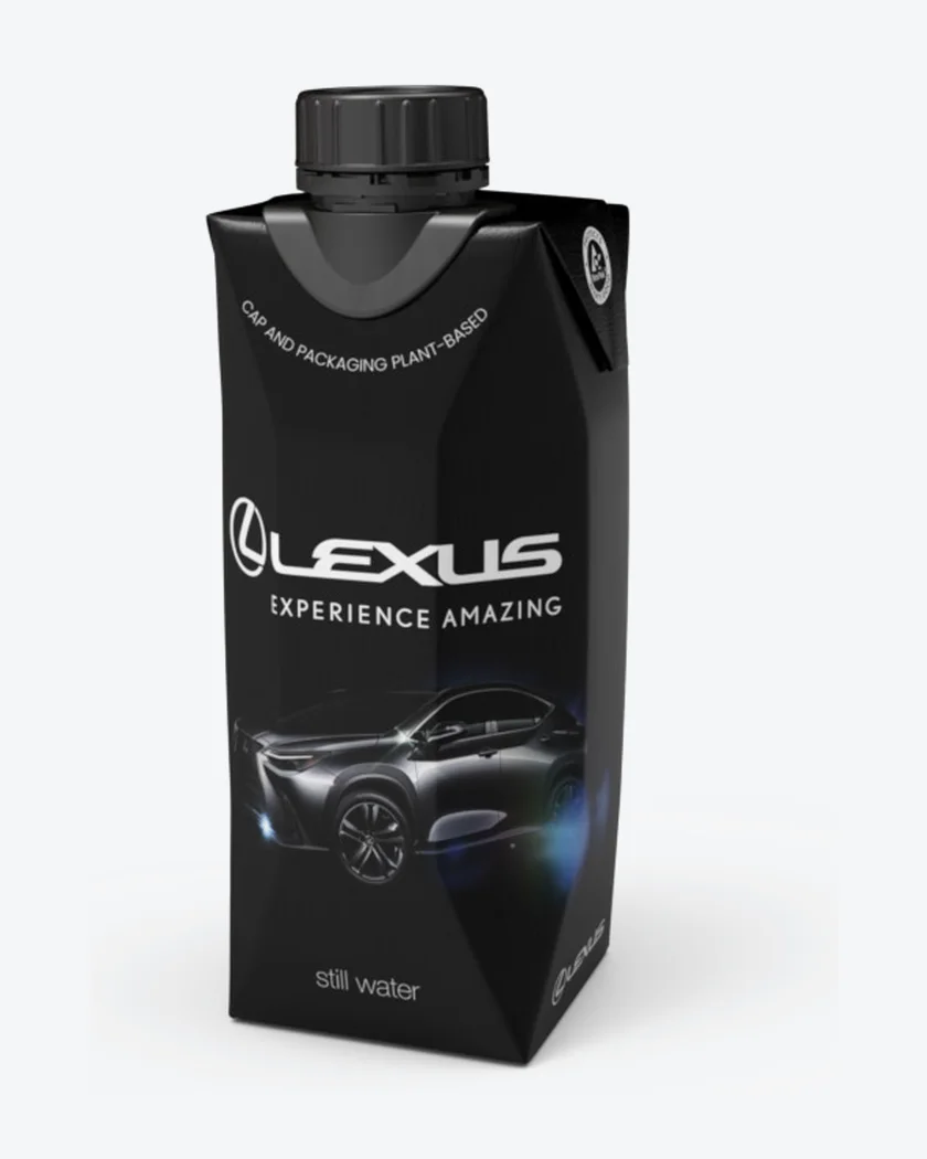 Referenz unseres Produktionspartners: gebrandete Karton-Wasserflasche für Lexus (Automobil)